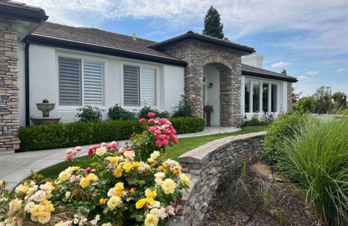 Paso Robles House | Custom Home Views Wineries & Town Minutes Away