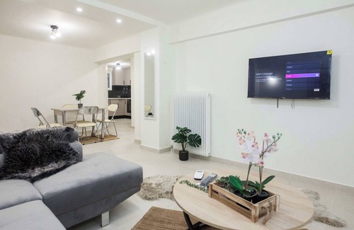 Ano Kipseli Apartment | Cute 1 Bd CasaLove Apt in Vibrant Kipseli