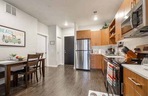 Traverse City Condo | Cute Condo | TART Trail | Bikes | AC | Downtown |