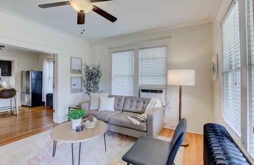 Memphis Cottage | Cute Cottage, Walk to Overton Park & Memphis Zoo