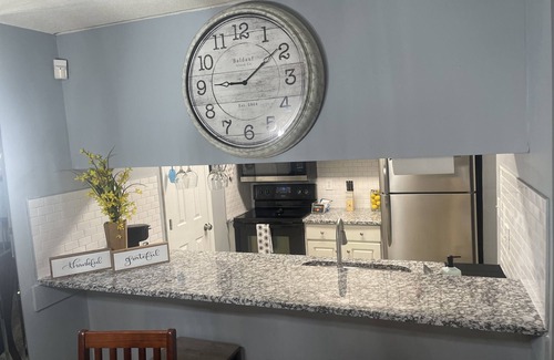 Augusta Condo | Cute & Cozy Condo!