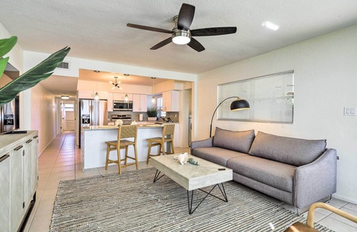 Cocoa Beach House | Cute & Cozy Florida Duplex: Walk to Beaches!