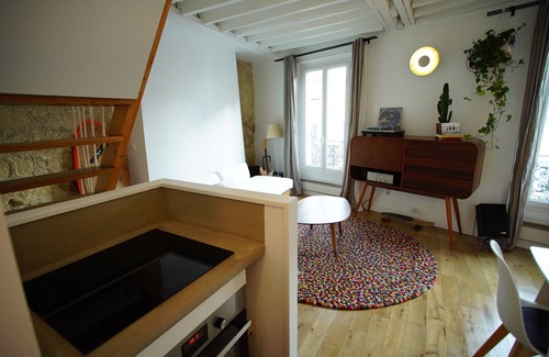 Belleville Apartment | Cute duplex in Paris Belleville, Village Jourdain