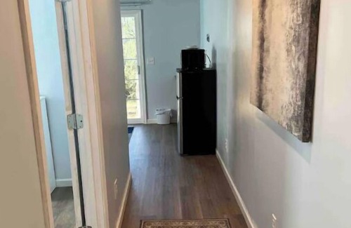 Moss Apartment | Cute little apt. Safe charming quiet setting.