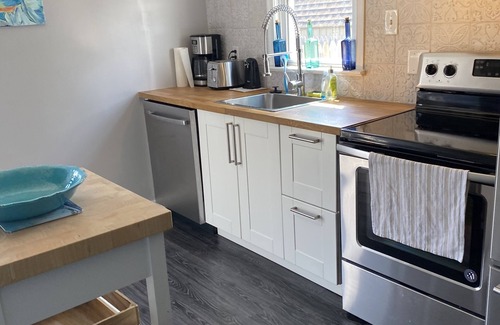 Ocean City House | Cute renovated cottage , close to park and ride restaurants and boat ramp