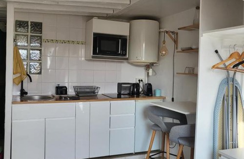 Saint-Louis Apartment | Cute studio Versailles Château