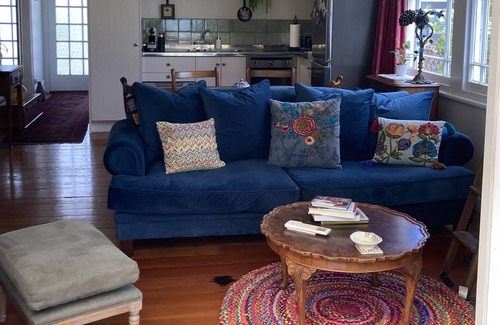 Russell House | Cutie in the best location