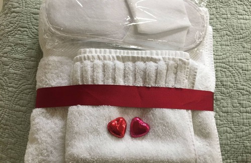 Great Witley Cabin | Cuttermoon Lodge - Escape to a Romantic Rural Idyll