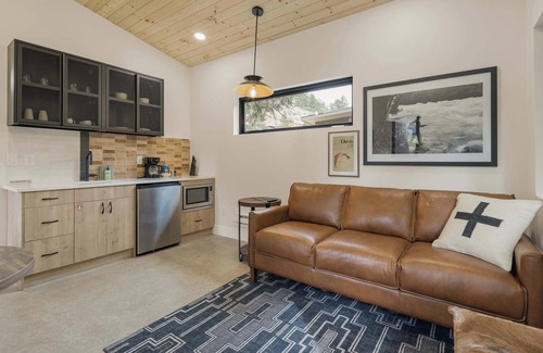 Grant Cabin | Cutthroat Trout Cabin Near Trails, Hike and Bike