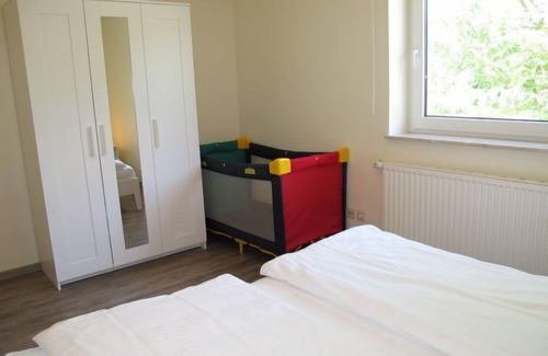 Wremen Apartment | Cuxland Ferienpark by Interhome