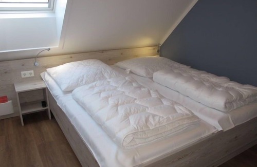 Wremen House | Cuxland Ferienpark by Interhome