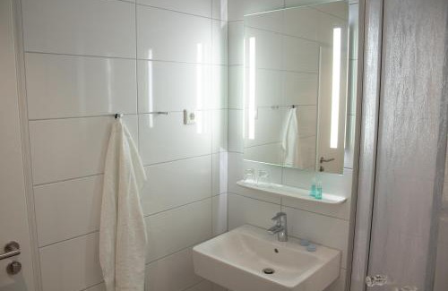 Dorumer Neufeld Hotel | Cuxlandhotel Doppelzimmer 117