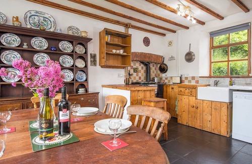 Moylegrove Cottage | Cwmtawel, Holiday Cottage Ceibwr Bay, Sleeps 4, 3 bedrooms, bathrooms