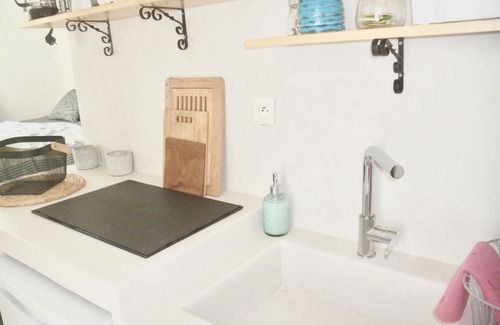 Paros Apartment | Cycladic studio, 2 people with balcony in Parikia: 300m from Livadia-Beach