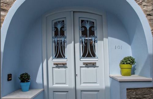 Tinos House | Cycladic Traditional Villa in Tinos!