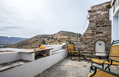 Tinos House | Cycladic Traditional Villa in Tinos!