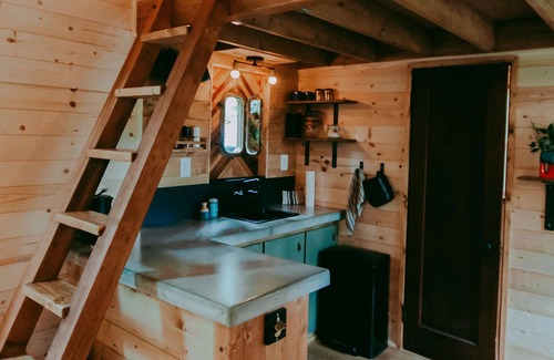 Gold Bar Cabin | CYCLOPS: A Cabin Escape in the Cascades