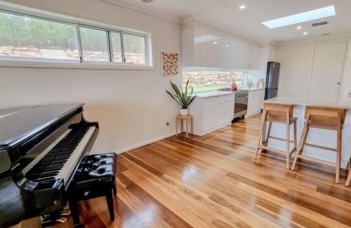 Moorong House | Cypress Hillside Wagga Wagga