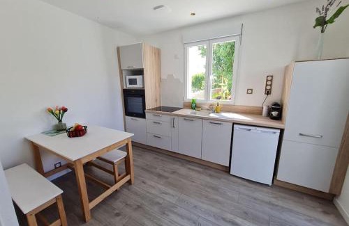 Sainte-Soulle House | Dépendance avec place de parking