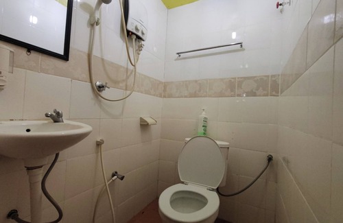Bayan Lepas Hotel | D'Bj Motel