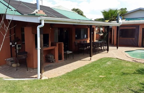 Graskop Cottage | D & H Guesthouse Graskop Apt 2