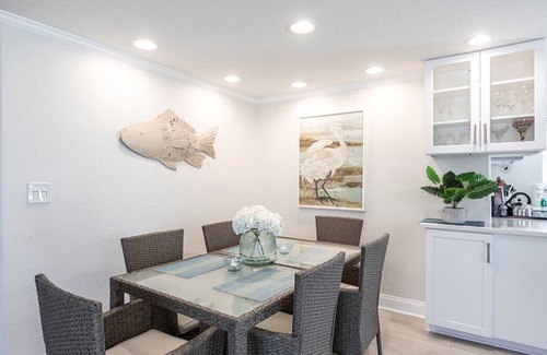 Siesta Key Villa | D15 - Your Island Reset Starts Here