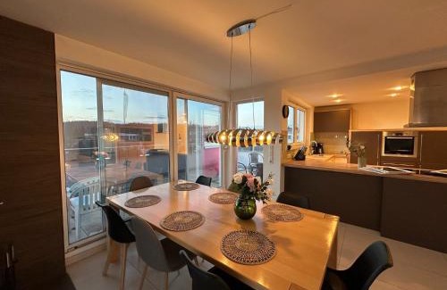 Schoenaich Apartment | D2 Luxus-Penthouse mit Dachterrasse - Bis 9 Personen - A81 - Stuttgart - Messe - Daimler - ab 5 Nächte - Business Center und Konferenzraum separat buchbar