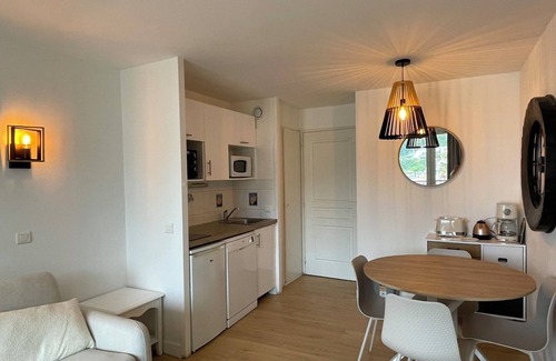 Treboul Apartment | D2116 - Apartment T. 2 in Residence of Tourism, Sea View!