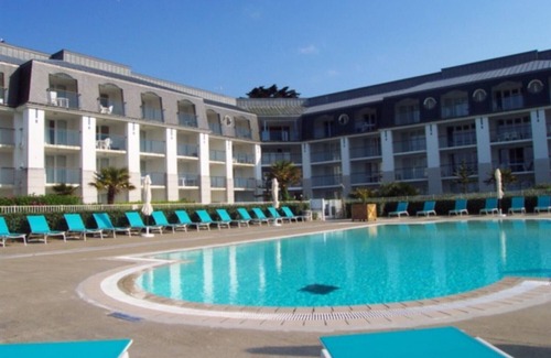 Treboul Apartment | D2116 - Apartment T. 2 in Residence of Tourism, Sea View!