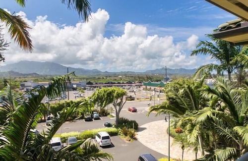 Wailua Condo | D401 - Top Floor Mountain View Condo Sleeps 6 with AC, Pool, Water Slide & More!