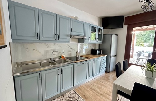 Liedolo Apartment | Da Deki apartment with large terrace overlooking Monte Grappa