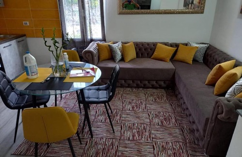 Ostiglia Apartment | Da mario