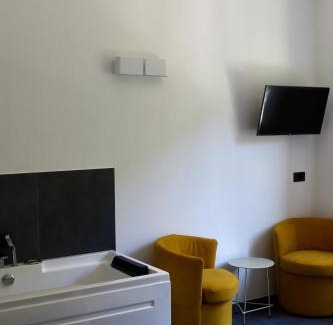 Borgo Antico House | Da Zoe suite fontanavecchia