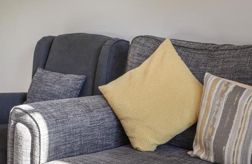 Ruswarp House | Dabbling Ducks