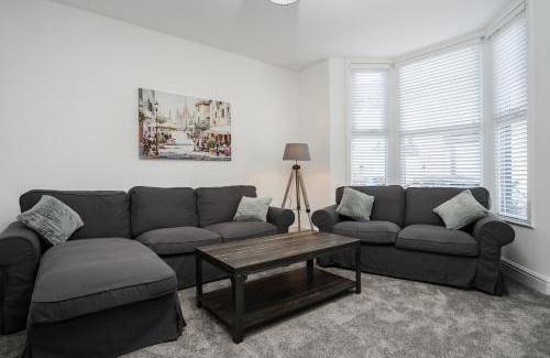 Everton Apartment | DACY LODGE, Anfield - Strictly NO Parties