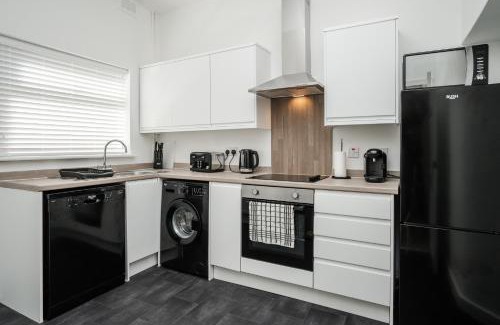 Everton Apartment | DACY LODGE, Anfield - Strictly NO Parties