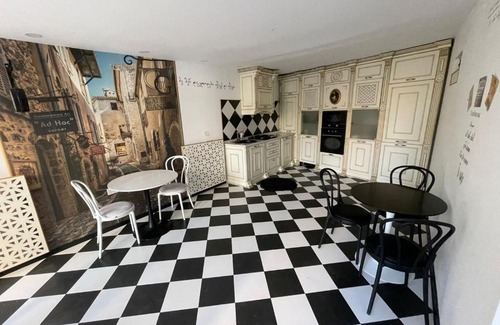 Vake-Saburtalo Villa | Dadus place
