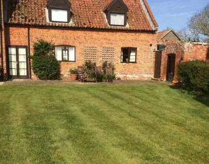 Thetford House | Dairy Cottage