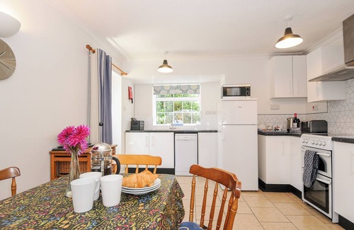 Mullion Cottage | DAIRY COTTAGE, pet friendly, country holiday cottage in Mullion