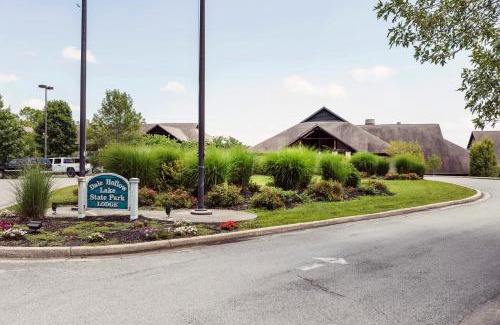 Burkesville Resort | Dale Hollow Lake State Resort Park
