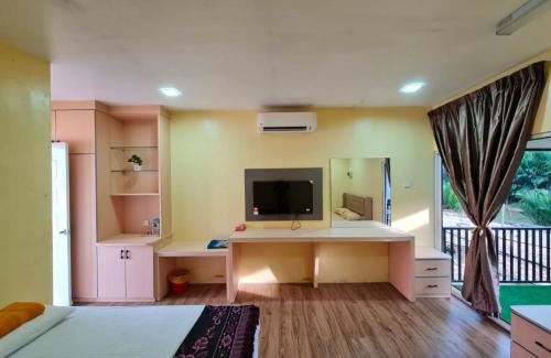 Keladong Hotel | Dalili's resort pulau suri
