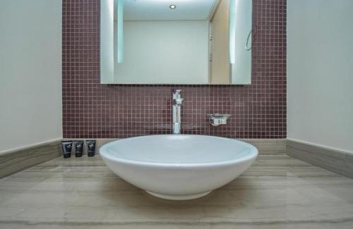 Business Bay Apartment | DAMAC Towers by Paramount Hotels & Resorts Dubai