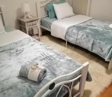 Diakofto Apartment | Dandelions