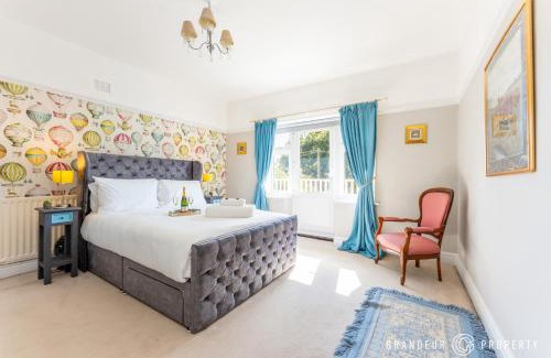 Poole House | Danecourt Manor by Grandeur Property