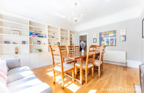 Poole House | Danecourt Manor by Grandeur Property
