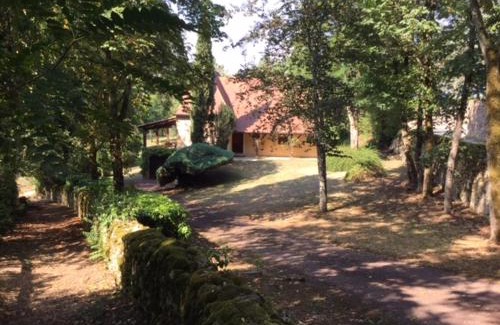 Domme Villa | Dans la bastide de Domme - piscine chauffée, parking privé