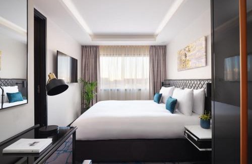 Shepherd's Bush Apartment | Dao by Dorsett West London