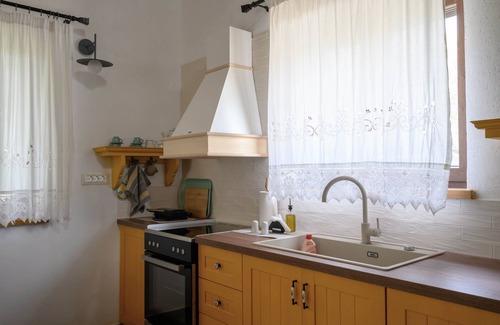 Zakynthos Cottage | Daphne Cottage | Lioriza Houses Zakynthos