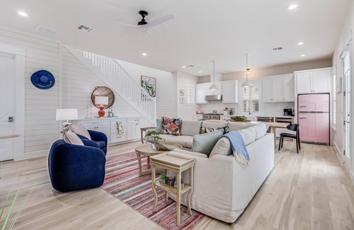 Port Aransas Cottage | Darling Home w/Cottage Details+Great Amenities at Cinnamon Shore South