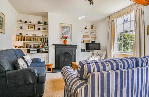 Aldeburgh House | Dart Cottage